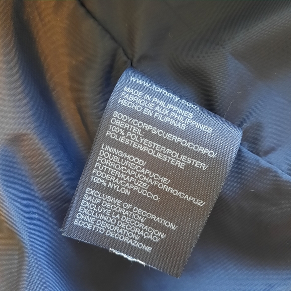 TOMMY HILFIGER Windbreaker | kid size small - Picture 5 of 8